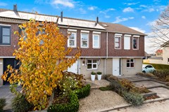 Bernhardstraat 1, Heinenoord-3.jpg